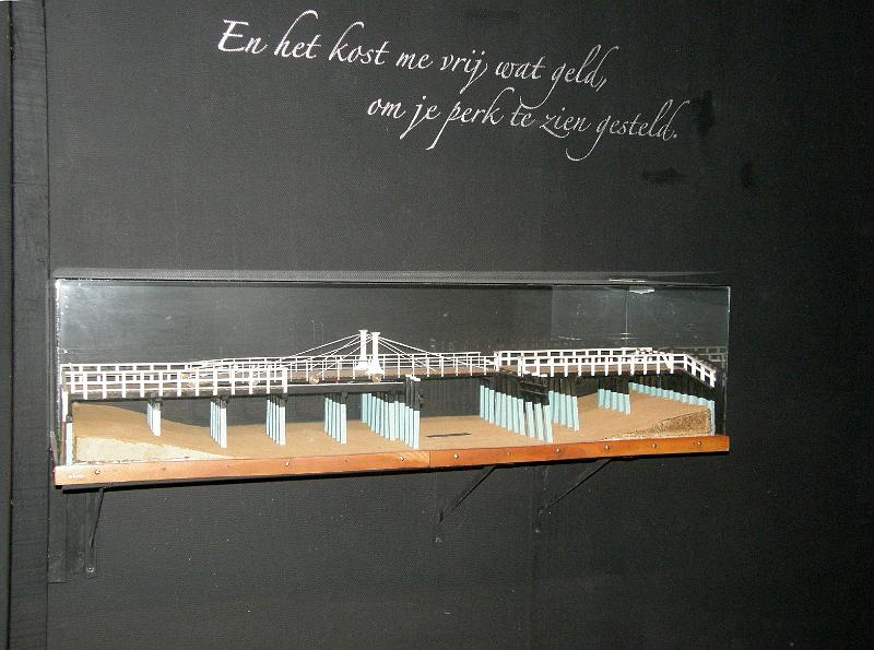 F058.jpg
